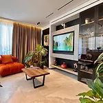 Premium Penthouse 